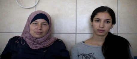 العفو الدولية تُدين محاكمة فلسطينيتين أمام محكمة بالكيان الصهيوني