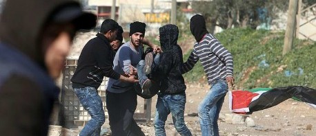 الكيان الصهيوني يقتل صبيا فلسطينيا شمال الخليل