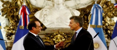 هولاند يطلب من الأرجنتين المساعدة في حل أزمة اللاجئين