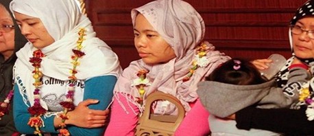ممرّضات فلبينيات يُجْبَرن على تقديم تدريب طبي لـ "داعش"