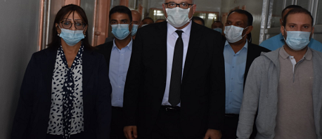 وزير الصحة يطمئنّ على الحالة الصحية لوكيل الحرس الوطني المصاب