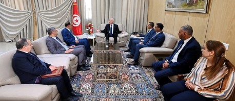 سعيّد من وزارة الداخلية: قرائن عديدة تدل على أن الوضع بصفاقس غير طبيعي 