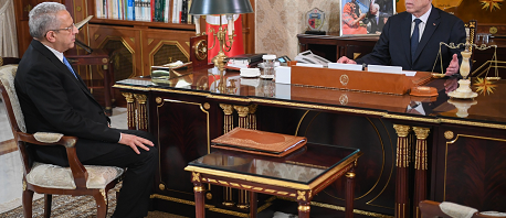 سعيد يدعو إلى الإسراع بوضع نظام قانوني جديد يحفظ حقوق الأطبّاء 